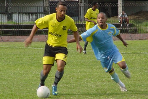 MESQUITA FICA NO EMPATE EM AMISTOSO PREPARATÓRIO PARA O CARIOCA-09: 1 A 1