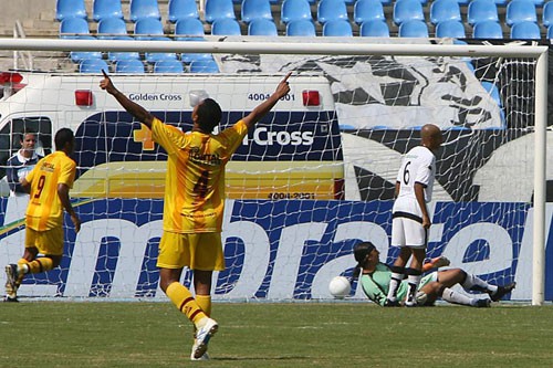 Madureira vence o Botafogo: 2 a 1