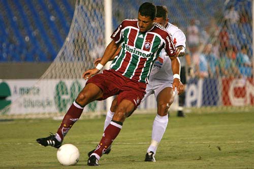 FLUMINENSE E RESENDE EMPATAM: 2 A 2