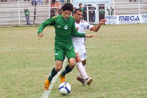 CAXIAS VENCE O CLÁSSICO: 1 A 0