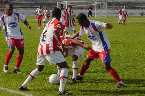 MIGUEL COUTO VENCE O BANGU: 2 A 1