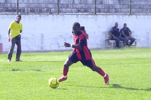 RUBRO SOCIAL VENCE O LA CORUNÃ: 2 A 0