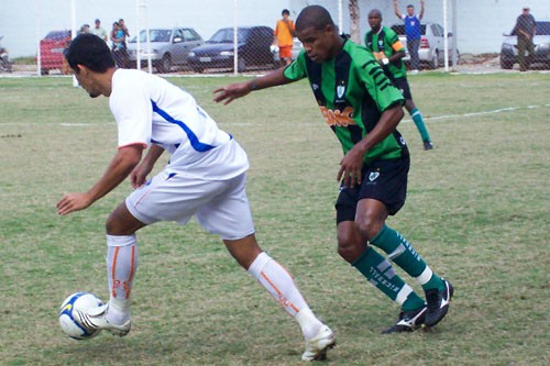 CAXIAS VENCE E ESTÁ CLASSIFICADO: 2 A 0