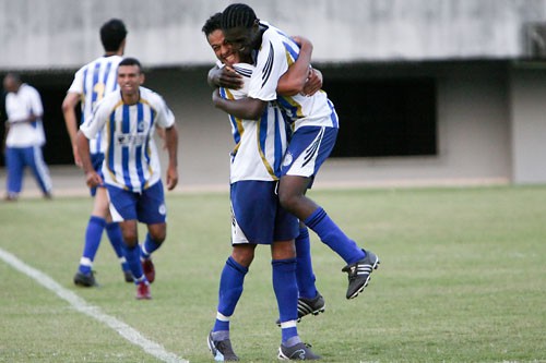 ESTRELA DE GUARULHOS NA FINAL: 2 A 1