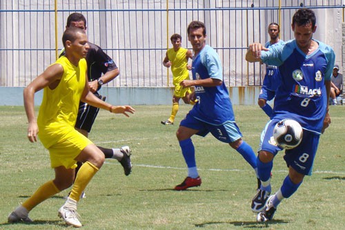 MACAÉ VENCE O RESENDE EM JOGO-TREINO: 1  A 0