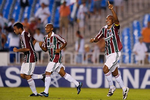 FLUMINENSE VENCE A PRIMEIRA NO CARIOCA: 3 A 0