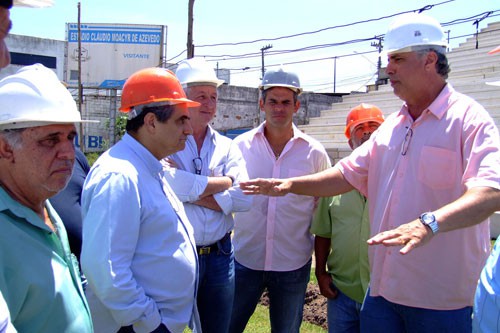 Rubens Lopes elogia projeto do Estádio Cláudio Moacyr de Azevedo