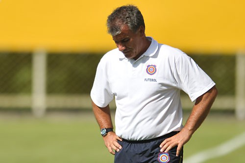 A "DANÇA" DOS TÉCNICOS JÁ COMEÇOU NO CARIOCA: ALFREDO SAMPAIO DEIXA O MADUREIRA