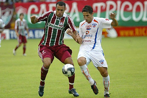 NOS ACRÉSCIMOS, DUQUE DE CAXIAS VIRA PARA CIMA DO FLUMINENSE: 3 A 2