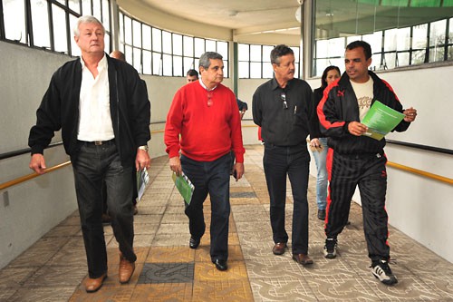 Presidente da FERJ visita Estádio da Cidadania