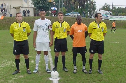 Empate sem gols na primeira partida decisiva da Série B de Juniores