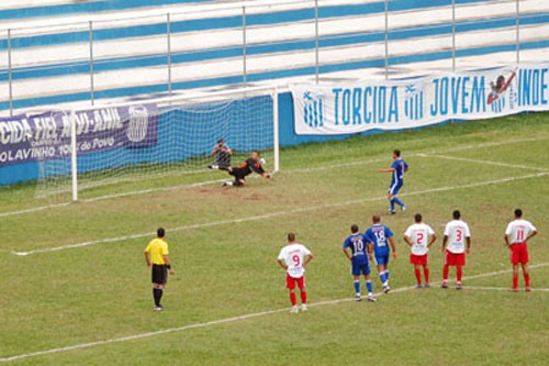 Goytacaz vence a quarta seguida no Estadual da Série B: 2 a 0