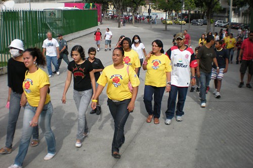 FERJ leva crianças da Casa Ronald Mc Donald's ao Maracanã