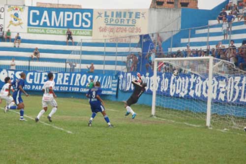 Goytacaz e Portuguesa ficam no empate em Campos: 2 a 2