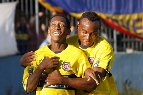 Madureira confirma grande fase e derrota o Tigres do Brasil: 1 a 0