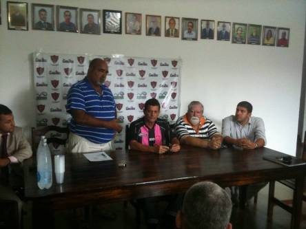 Rio Branco apresenta seu treinador para a temporada de 2011