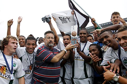 Serra Macaense é Campeão Estadual da Série C de Juniores