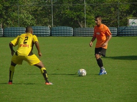 Sendas Esporte vence e fica perto da decisão