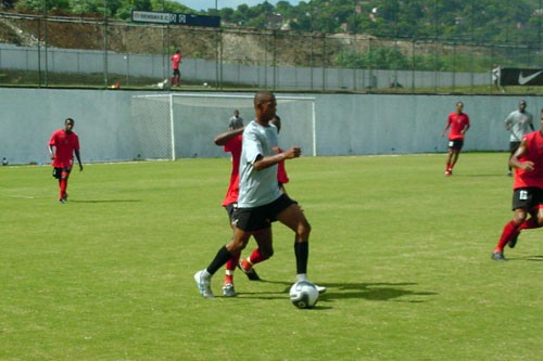 Em mais um jogo-treino, Sendas goleia o Marinho: 6 a 1