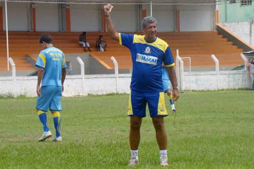 De técnico novo, Macaé enfrenta o Bangu neste sábado