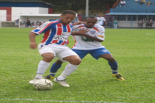 Tudo igual entre Friburguense e Duque de Caxias: 1 a 1