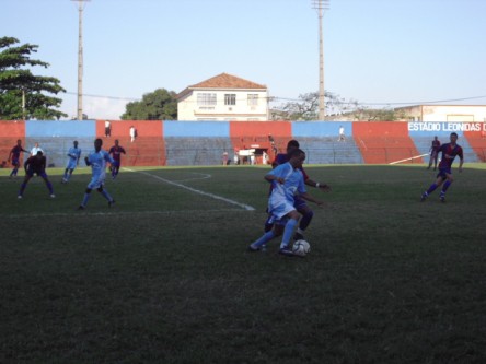 Bonsucesso vence o Fênix no Leônidas da Silva: 3 a 2