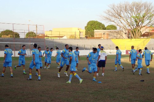 Macaé Esporte já está em Barretos para o jogo contra o Ituiutaba