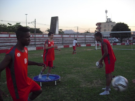 Fabiano volta ao Bangu no último jogo-treino antes da Copa Rio