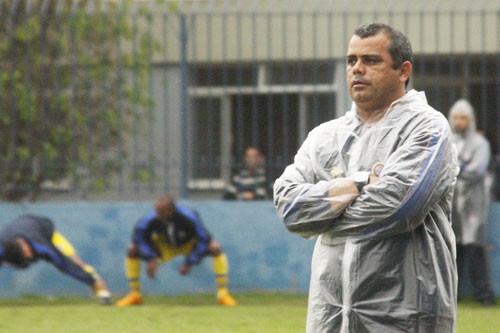 Equilíbrio da equipe é a nova meta do técnico Roy