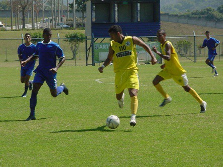 Em jogo treino, Artsul e Resende ficam no 0 a 0