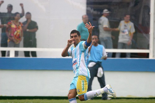 Macaé vence na reabertura do Estádio Cláudio Moacyr: 3 a 1