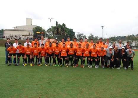 Juniores: Sendas empata com o Vasco na entrega das faixas