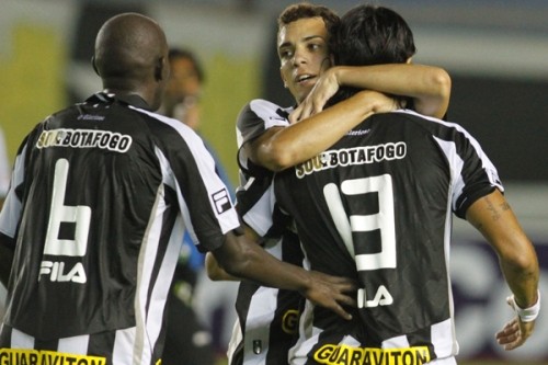 Botafogo goleia a Cabofriense: 5 a 0