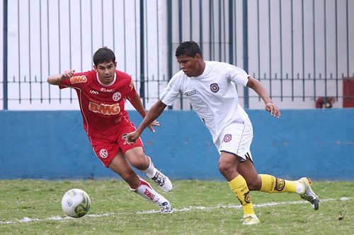 Madureira arranca empate no último minuto