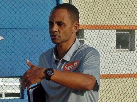 Edson Souza é o novo técnico da Portuguesa