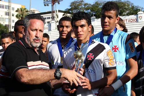 Vasco conquista o Estadual Infantil