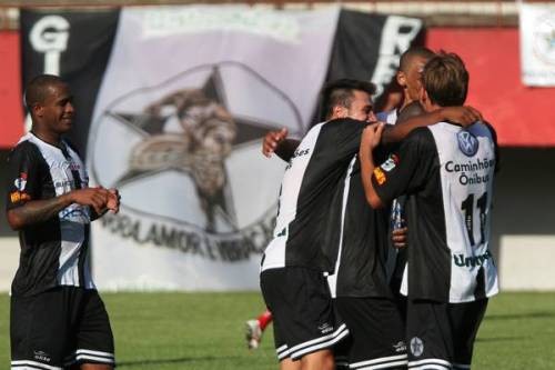 Com a defesa menos vazada da Taça GB, Resende espera anular o Flamengo