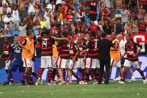 Flamengo vence o Botafogo e está na final da Taça Guanabara