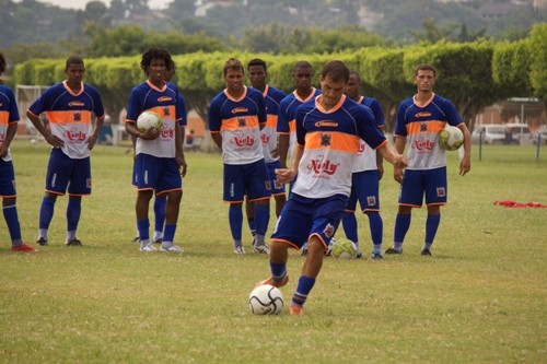 Nova Iguaçu realiza os ajustes finais para a estreia na Taça Rio