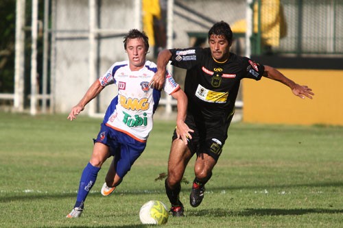 Duque de Caxias e Volta Redonda empatam sem gols em Xerém