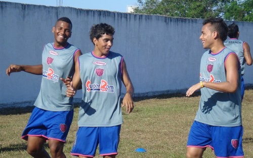 Rio Branco enfrenta o Ceres na abertura do Returno da Série B