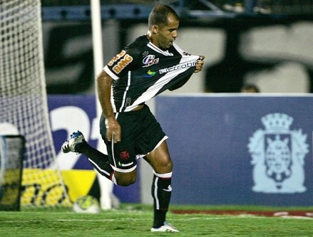 Vasco vence a primeira na Taça Rio