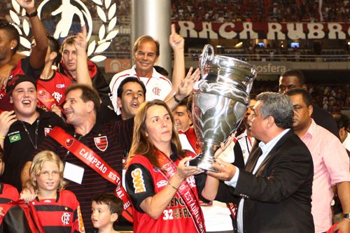 Flamengo é Campeão Carioca invicto