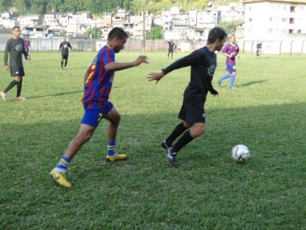 Teresópolis vence Barcelona em jogo-treino na Serra