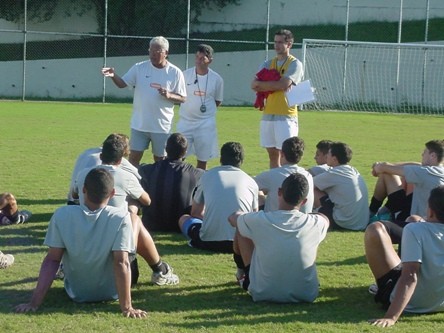 Na base da conversa, Sendas se prepara enfrentar o Serra Macaense