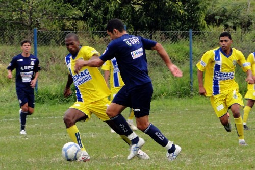 Macaé Esporte vence jogo-treino contra o Carapebus