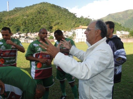 Nos minutos finais, Teresópolis consegue empate com o Barra Mansa