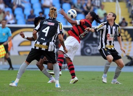 Primeiro clássico Carioca no Brasileirão termina empatado