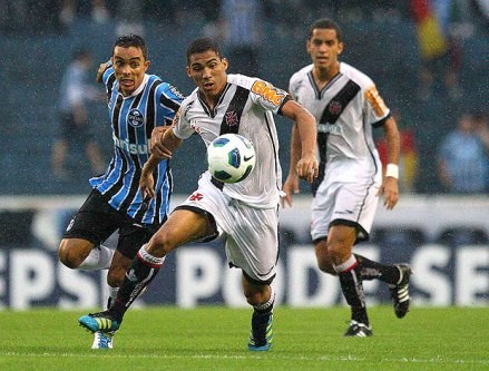 Vasco empata com o Grêmio no Olímpico: 1 a 1