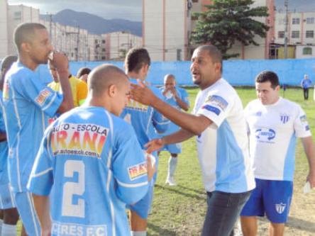 Nelson não é mais técnico do Ceres